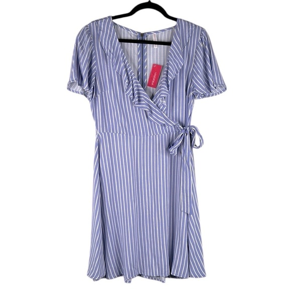Xhilaration Blue & White Striped Summer Minimalist Faux Wrap Dress Size M New! - Picture 1 of 7
